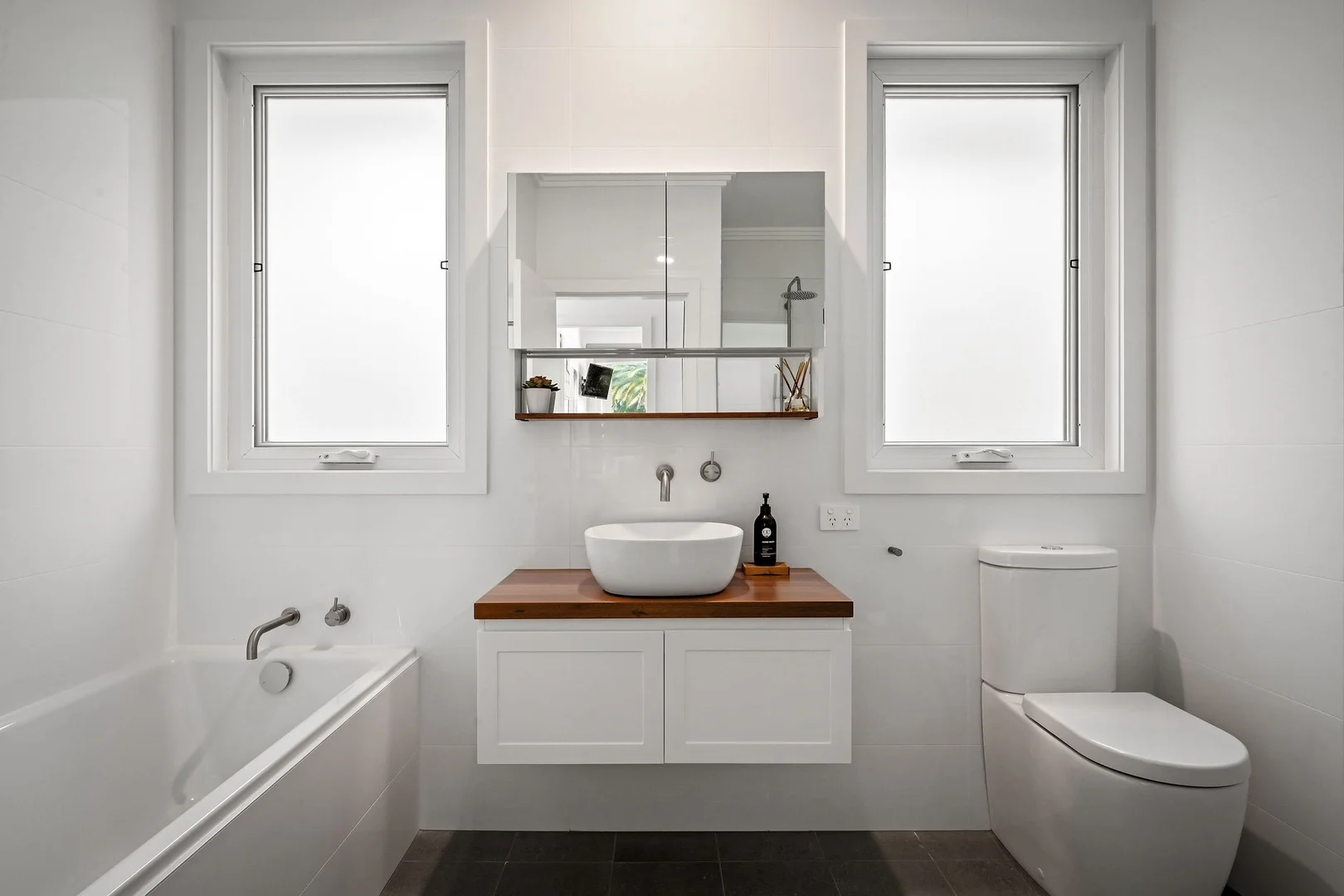 Additional image 13 of 13 The Serpentine, Bilgola Beach NSW 2107