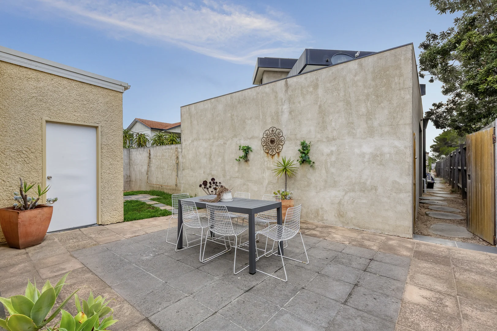 Additional image 11 of 195B Nepean Highway, Aspendale VIC 3195