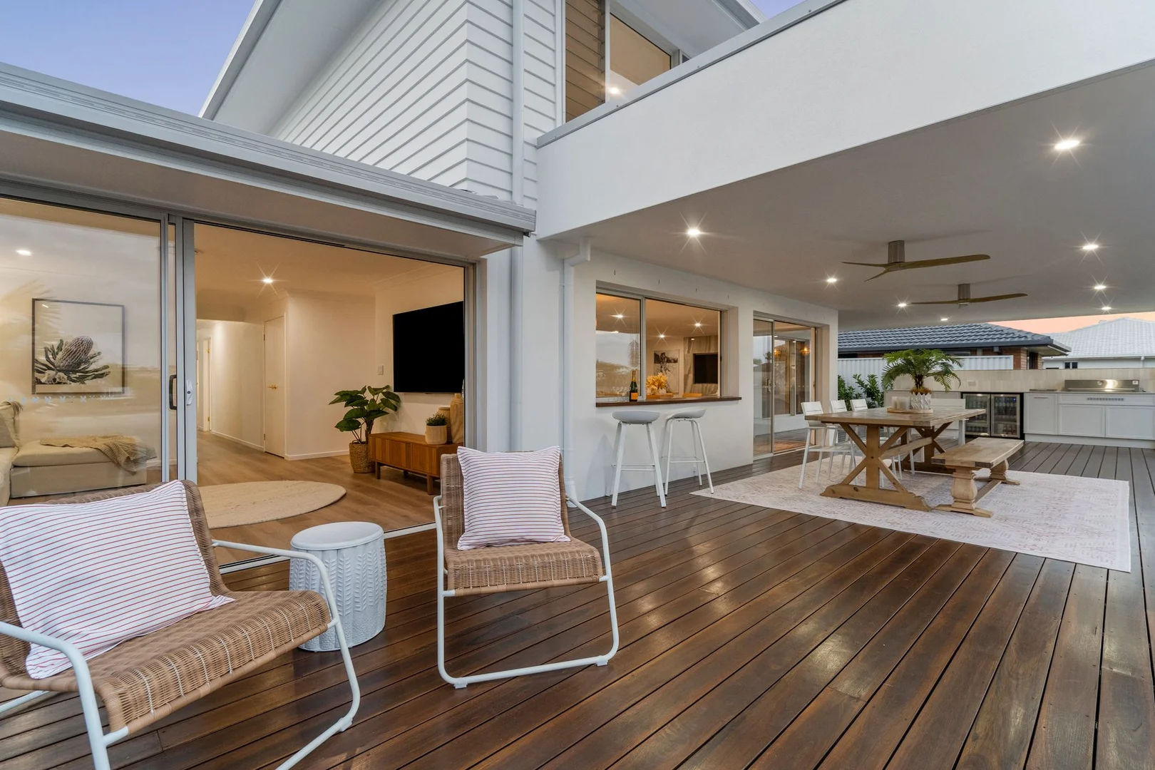 Additional image 26 of 210 Sunshine Boulevard, Mermaid Waters QLD 4218