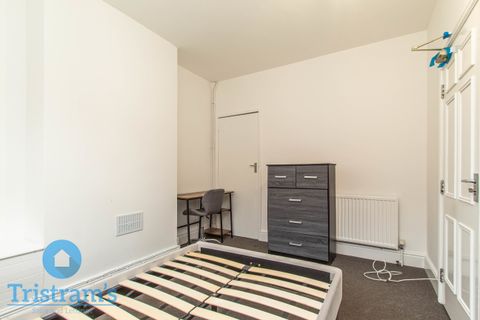Room 1, Glapton Road, Nottingham NG2, Room to rent