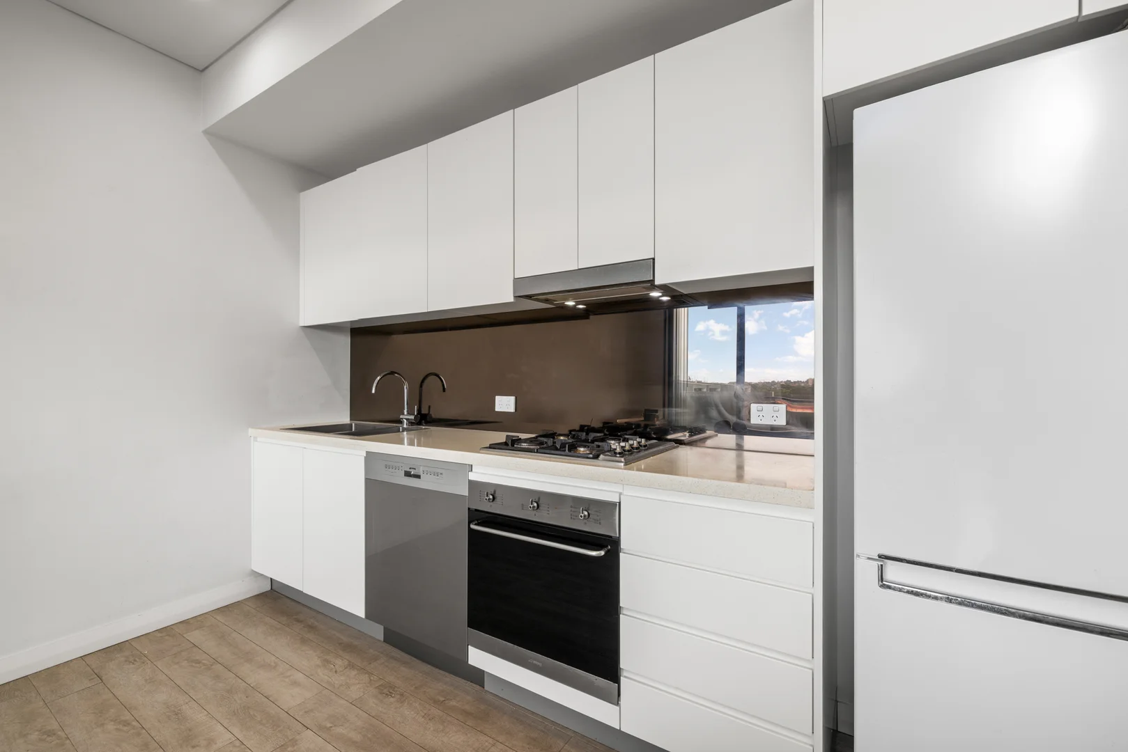 Additional image 2 of 806/99-101 Dalmeny Avenue, Rosebery NSW 2018