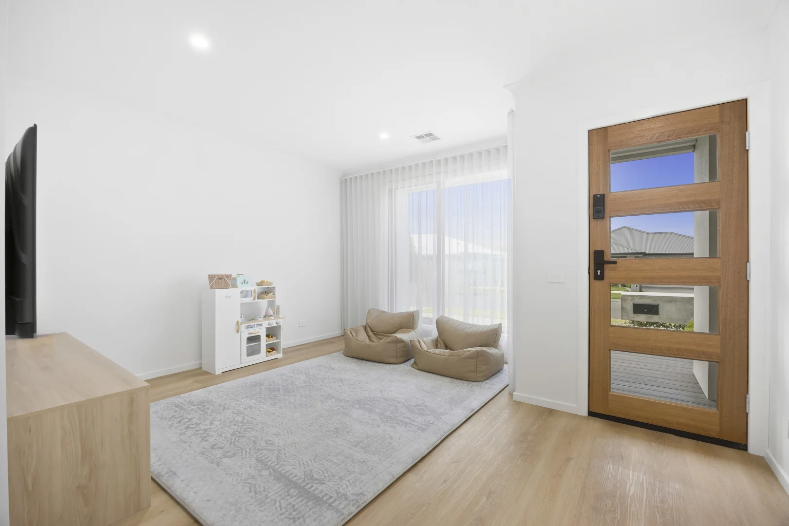 Additional image 5 of 75 Sunlight Circuit, Lara VIC 3212