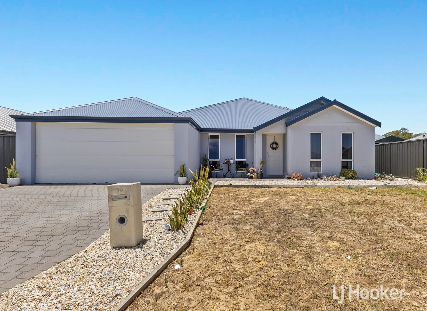 10 Handley Road, Harvey WA 6220