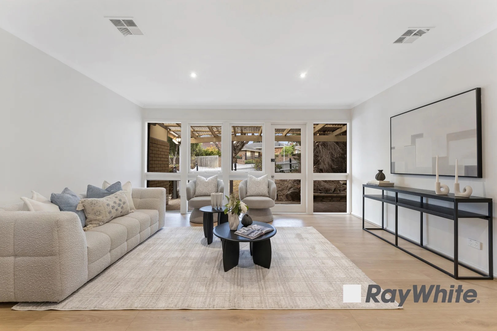Additional image 3 of 16 Hughes Close, Endeavour Hills VIC 3802