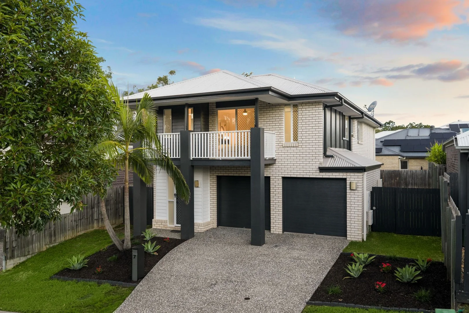 7 Foreshore Drive, Springfield Lakes QLD 4300