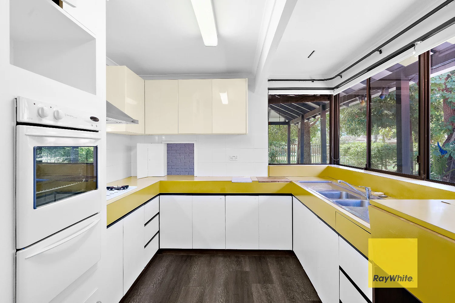 3 Ovens Road, Thornlie WA 6108