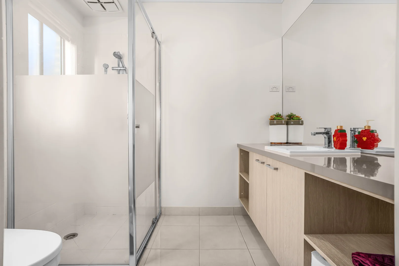 Additional image 11 of 17 Strettle Crescent, Cranbourne North VIC 3977