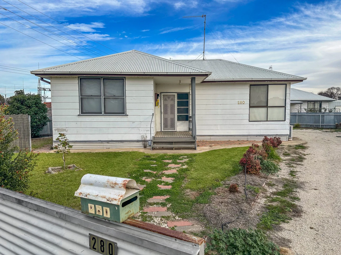 Additional image 3 of 280 & 280A Fitzroy Street, Deniliquin NSW 2710