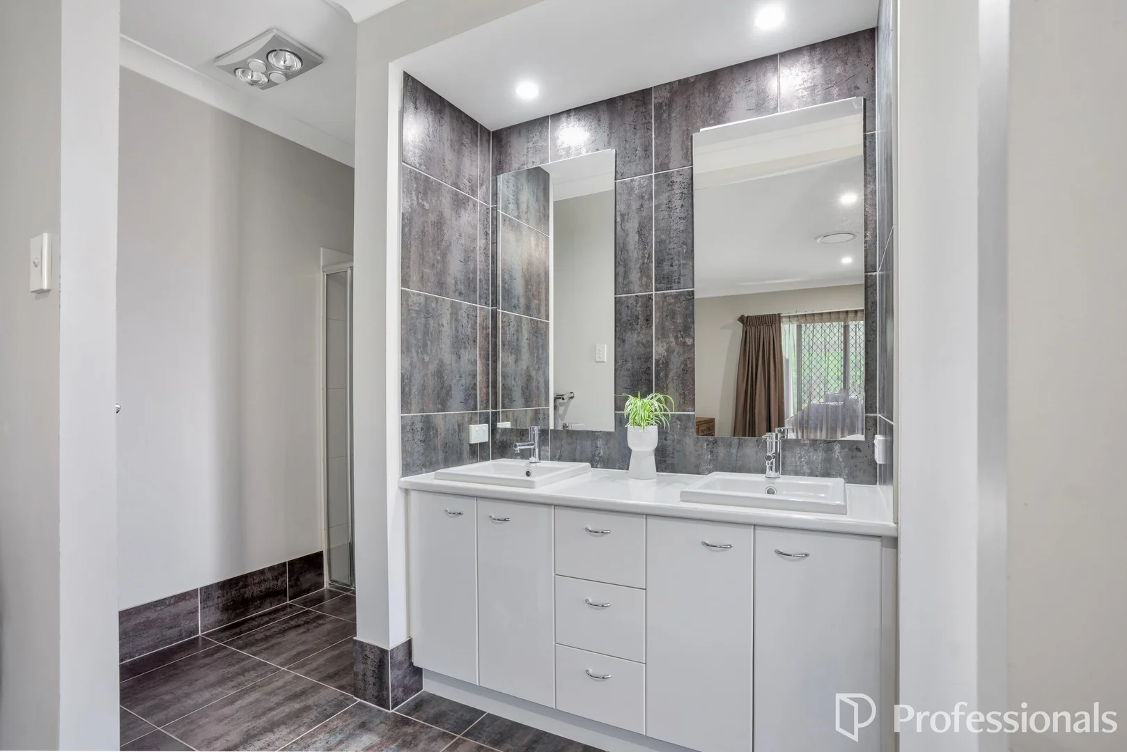 Additional image 16 of 60 Taylor Road, Veteran QLD 4570