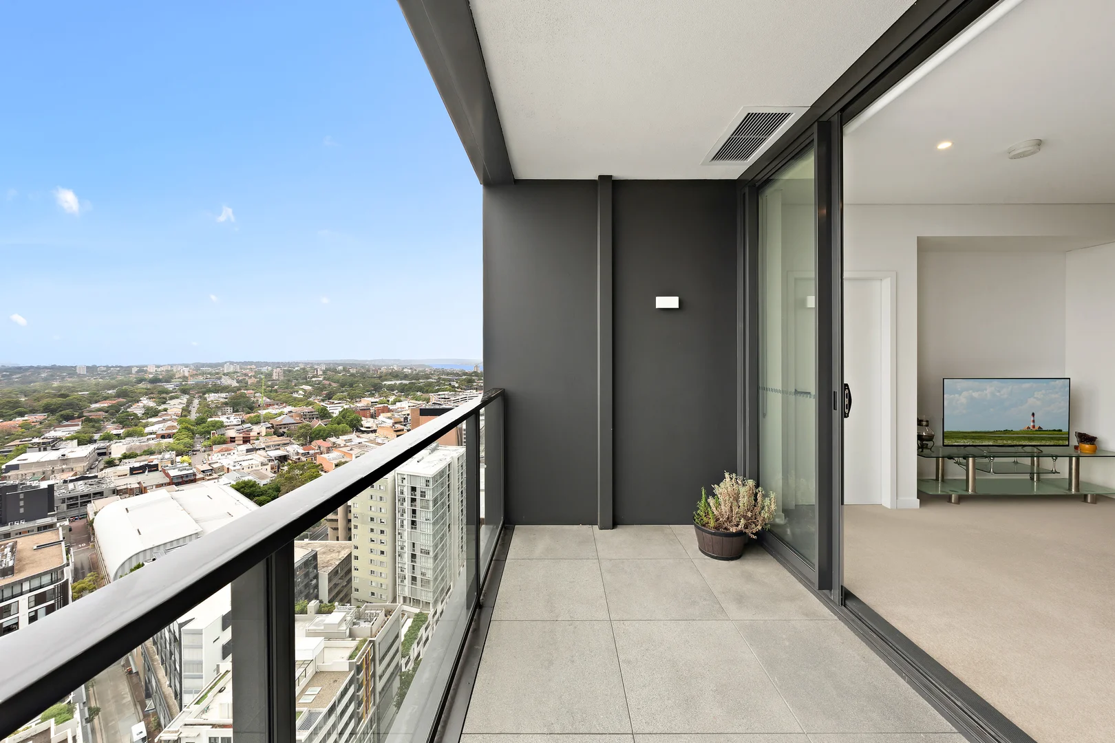 Additional image 2 of 2408/472 Pacific Highway, St Leonards NSW 2065