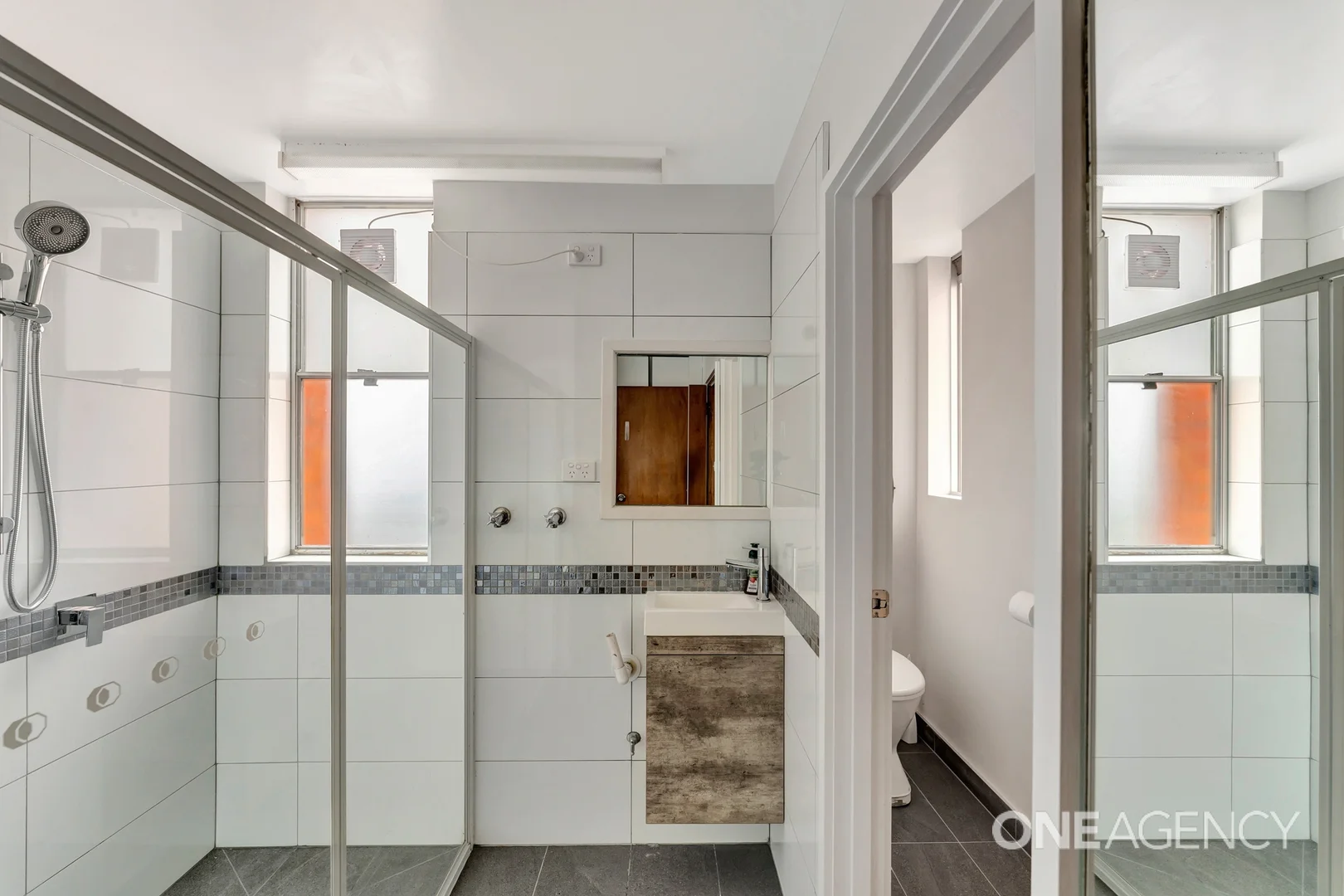 Additional image 11 of 9/3 Vernon Place, Burnie TAS 7320