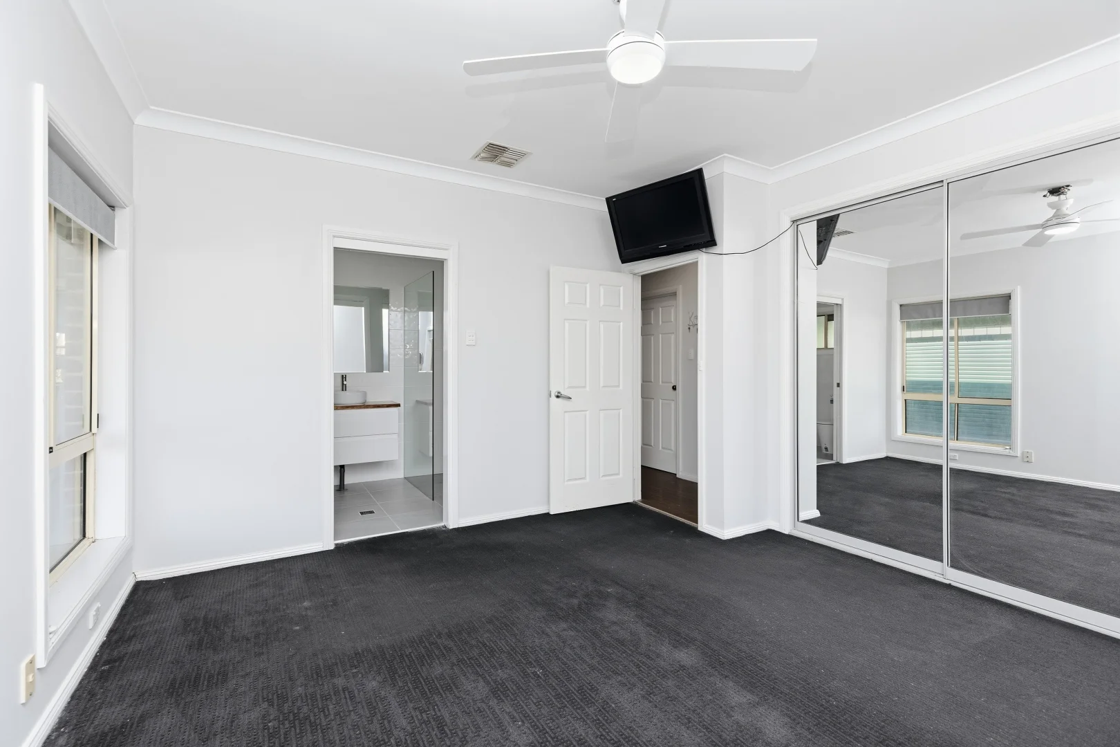 Additional image 10 of 4 Bristol Street, Collingullie NSW 2650