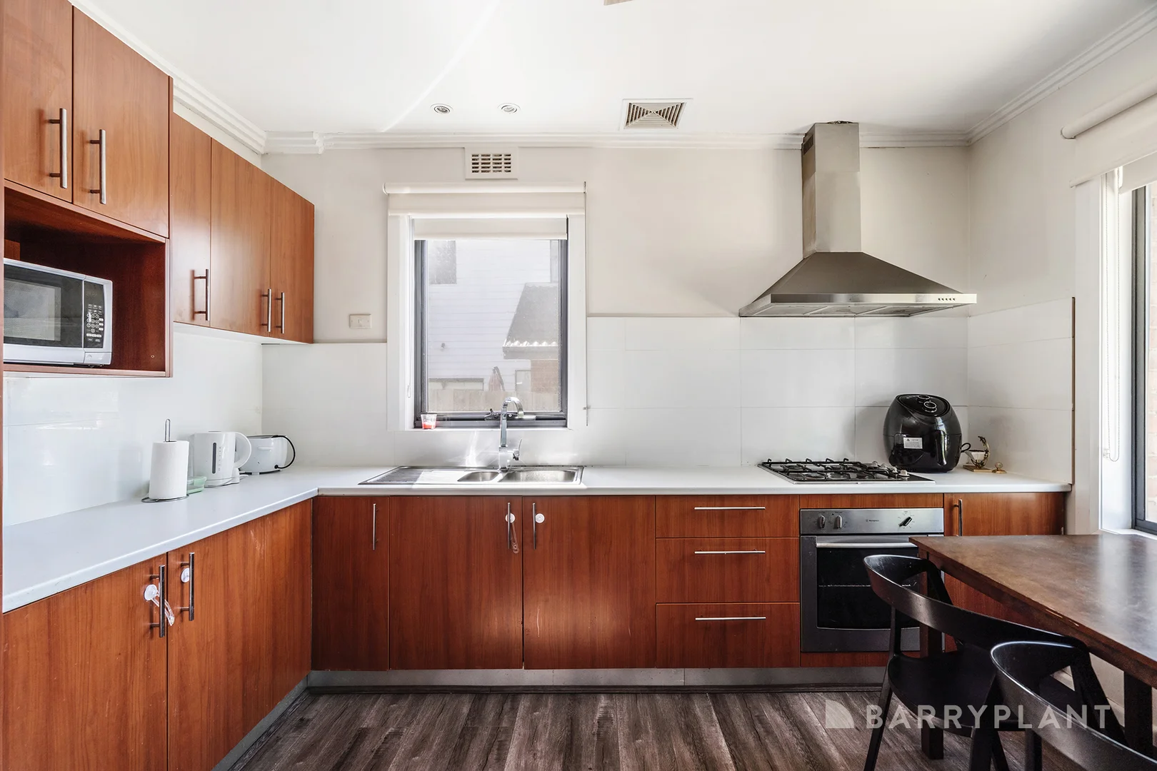 1/15 Evans Crescent, Reservoir VIC 3073 photo 2