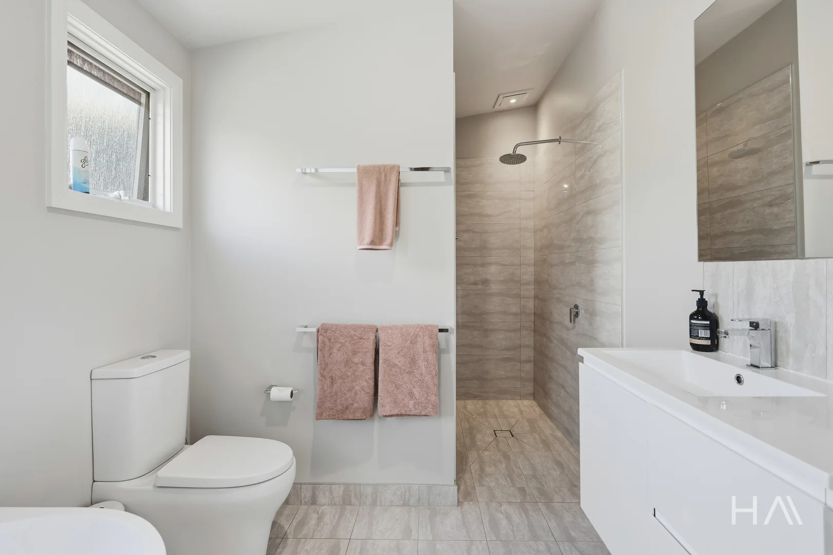 Additional image 8 of 224 St Helens Point Road, Stieglitz TAS 7216