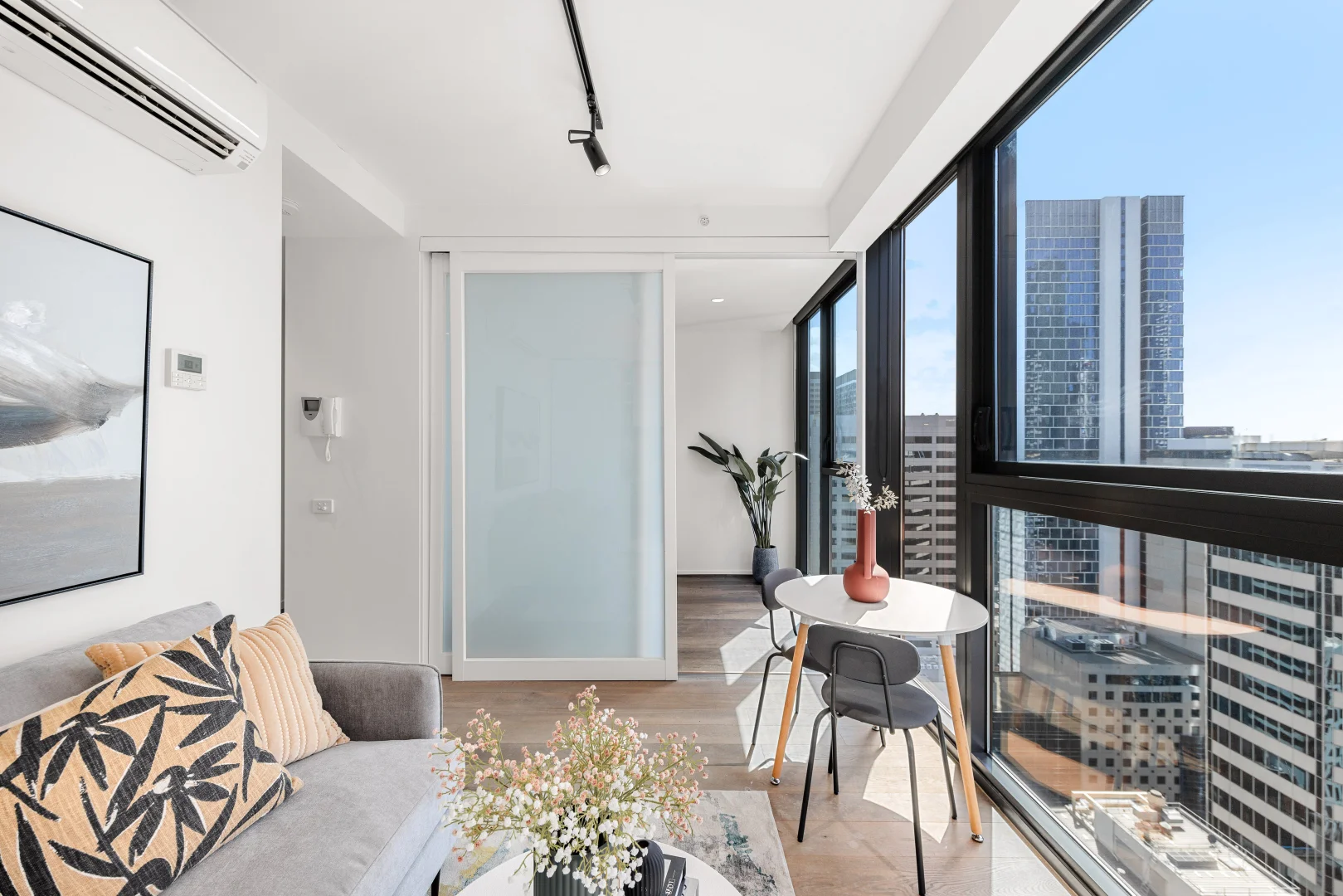 Additional image 7 of 2402/315 La Trobe Street, Melbourne VIC 3000