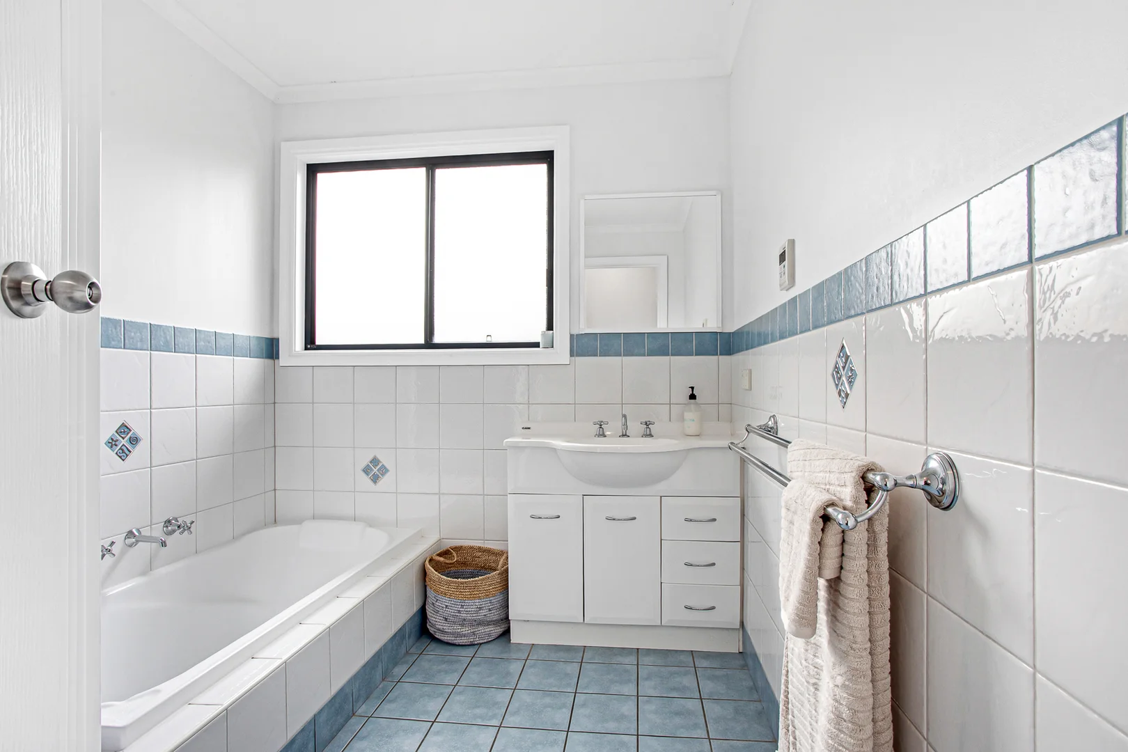 Additional image 8 of 4 Squires Dr, Robe SA 5276