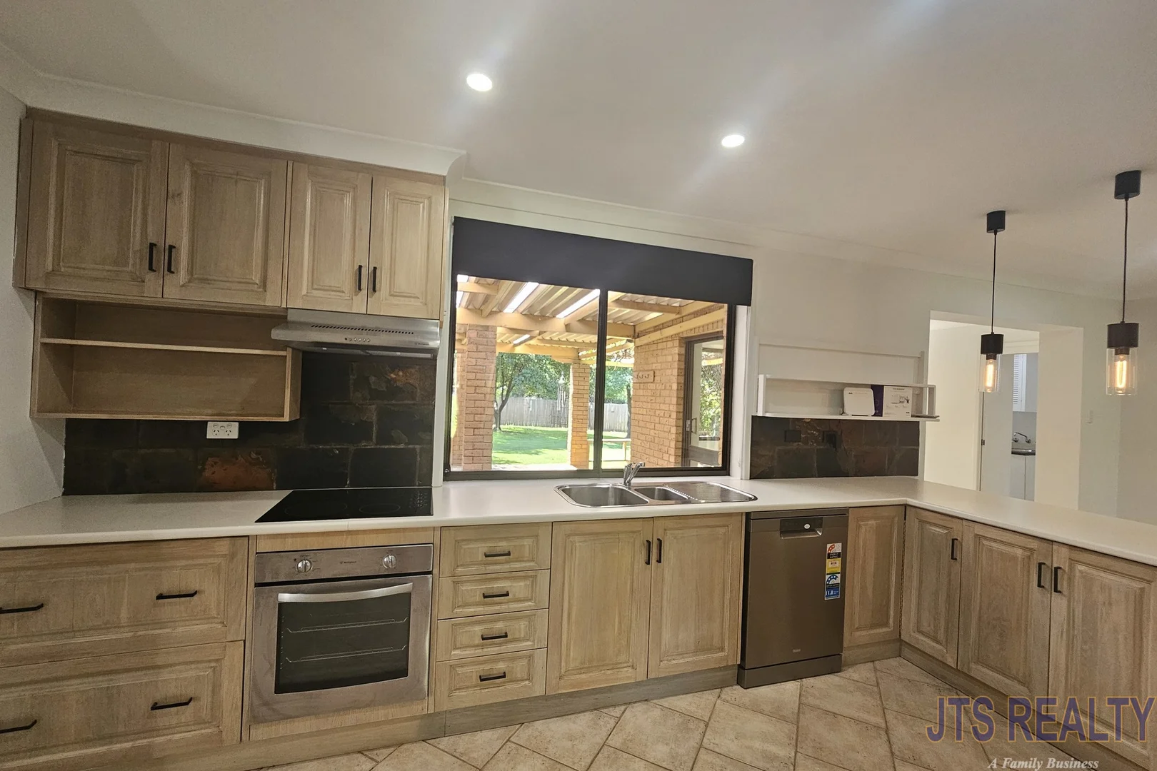 Additional image 3 of 22 McClintock Drive, Muswellbrook NSW 2333