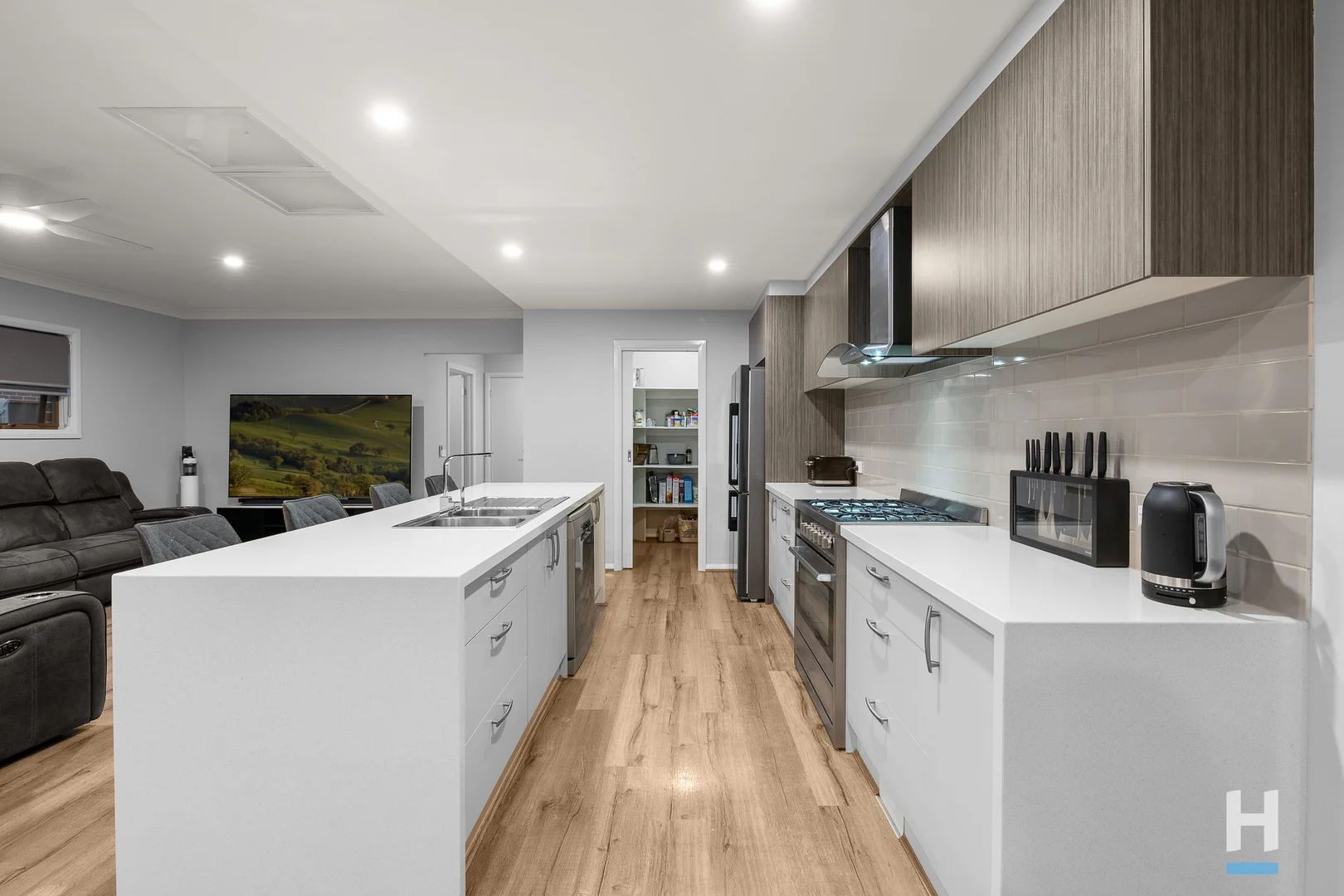 Additional image 5 of 11 Celadon Grove, Botanic Ridge VIC 3977