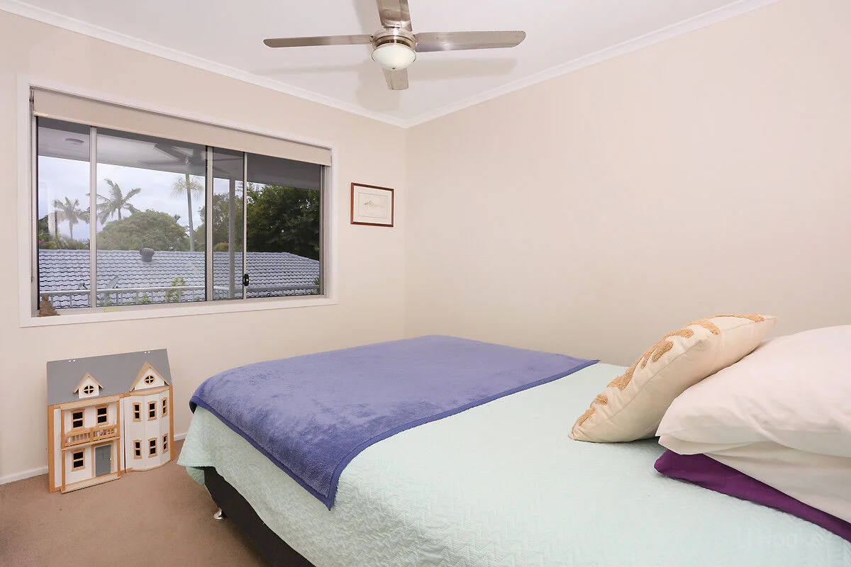 Additional image 13 of 8 Plover Avenue, Paradise Point QLD 4216