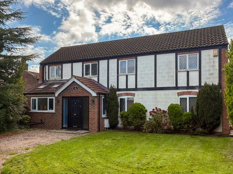 Mapperley Plains, Nottingham, Nottinghamshire NG3