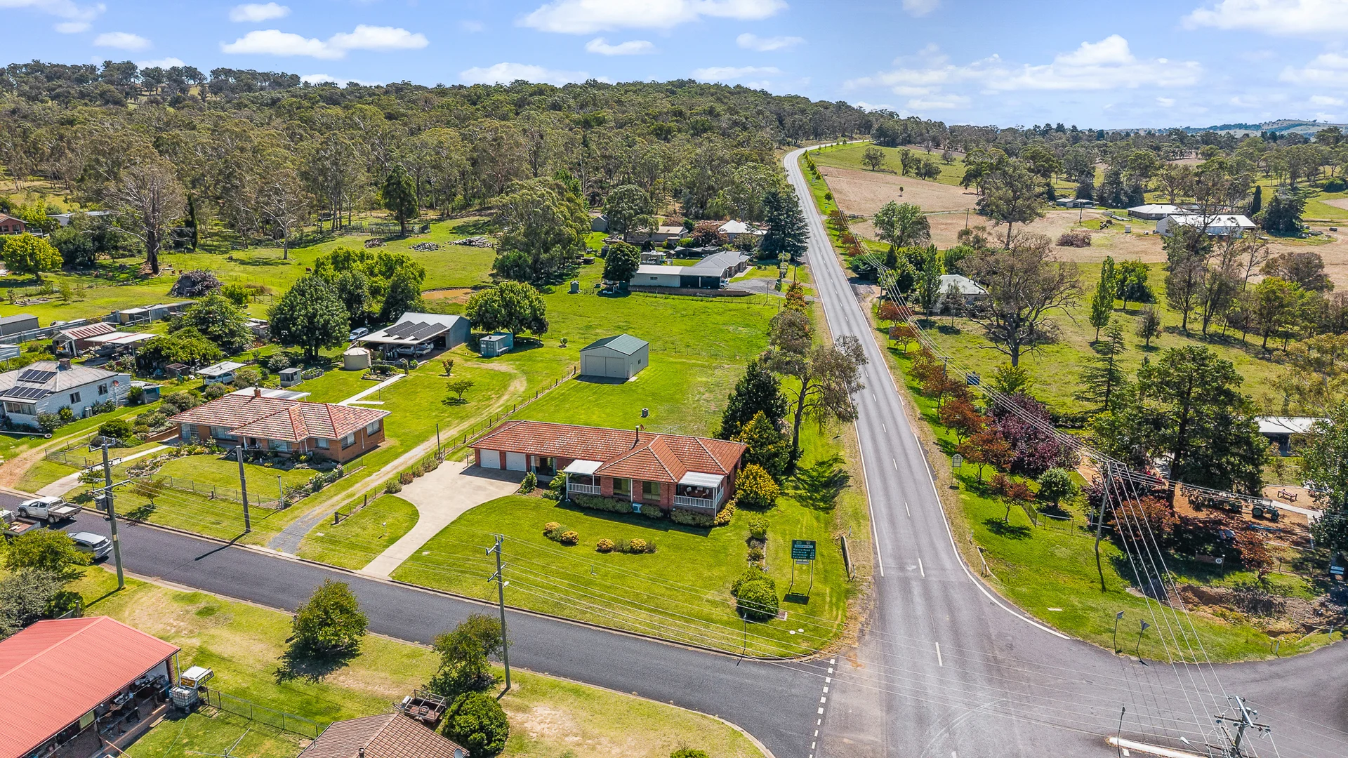 Additional image 3 of 2S-4S Towers Street, Walcha NSW 2354