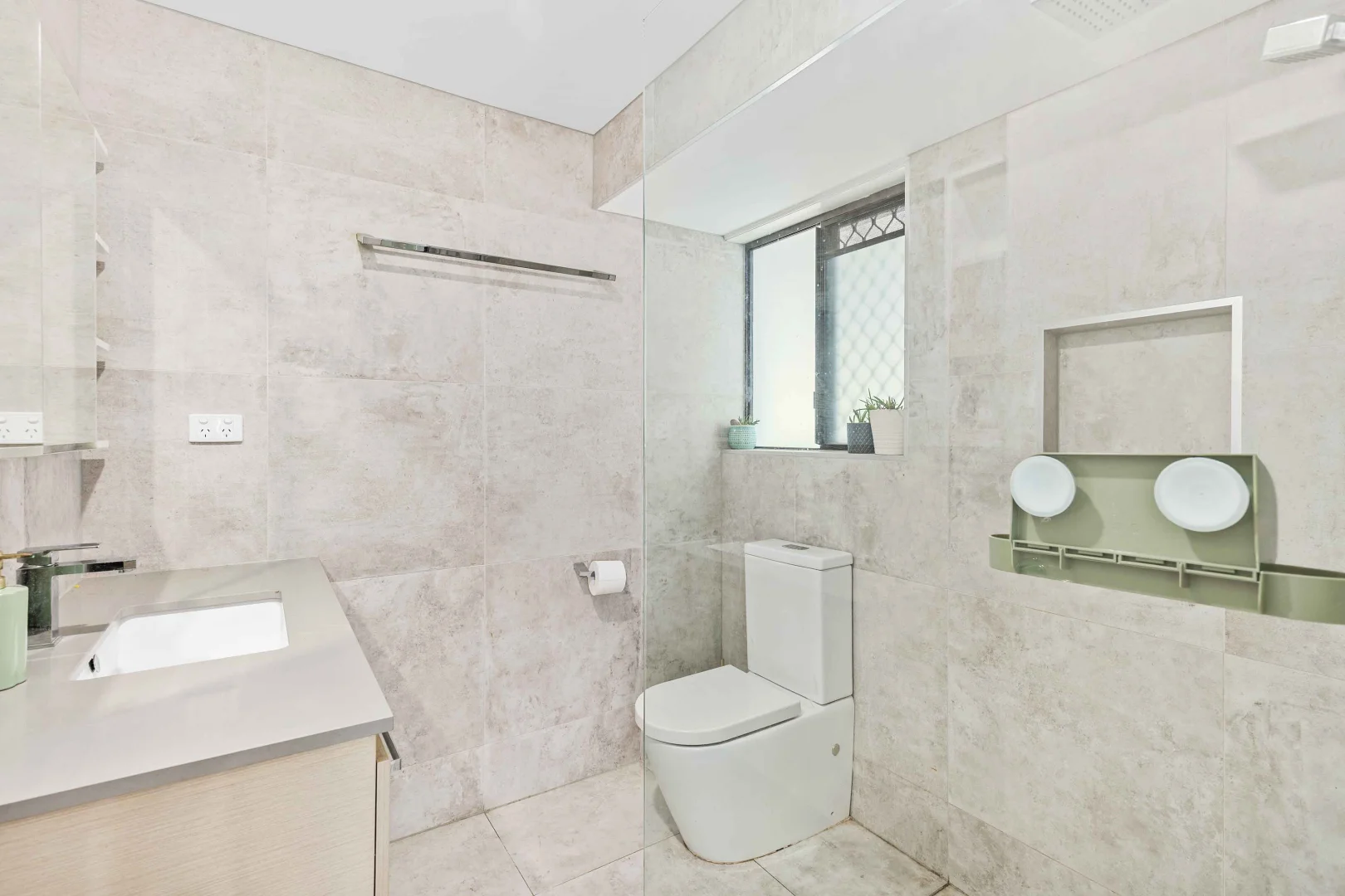 Additional image 19 of 29 Gladrose Crescent, Wongawallan QLD 4210