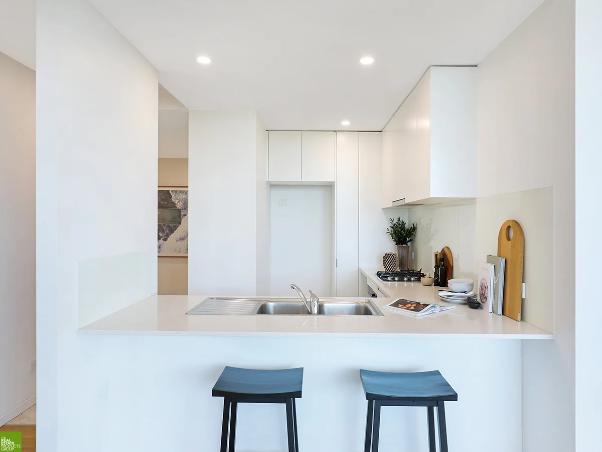 Additional image 3 of 604/6-10 Beatson Street, Wollongong NSW 2500