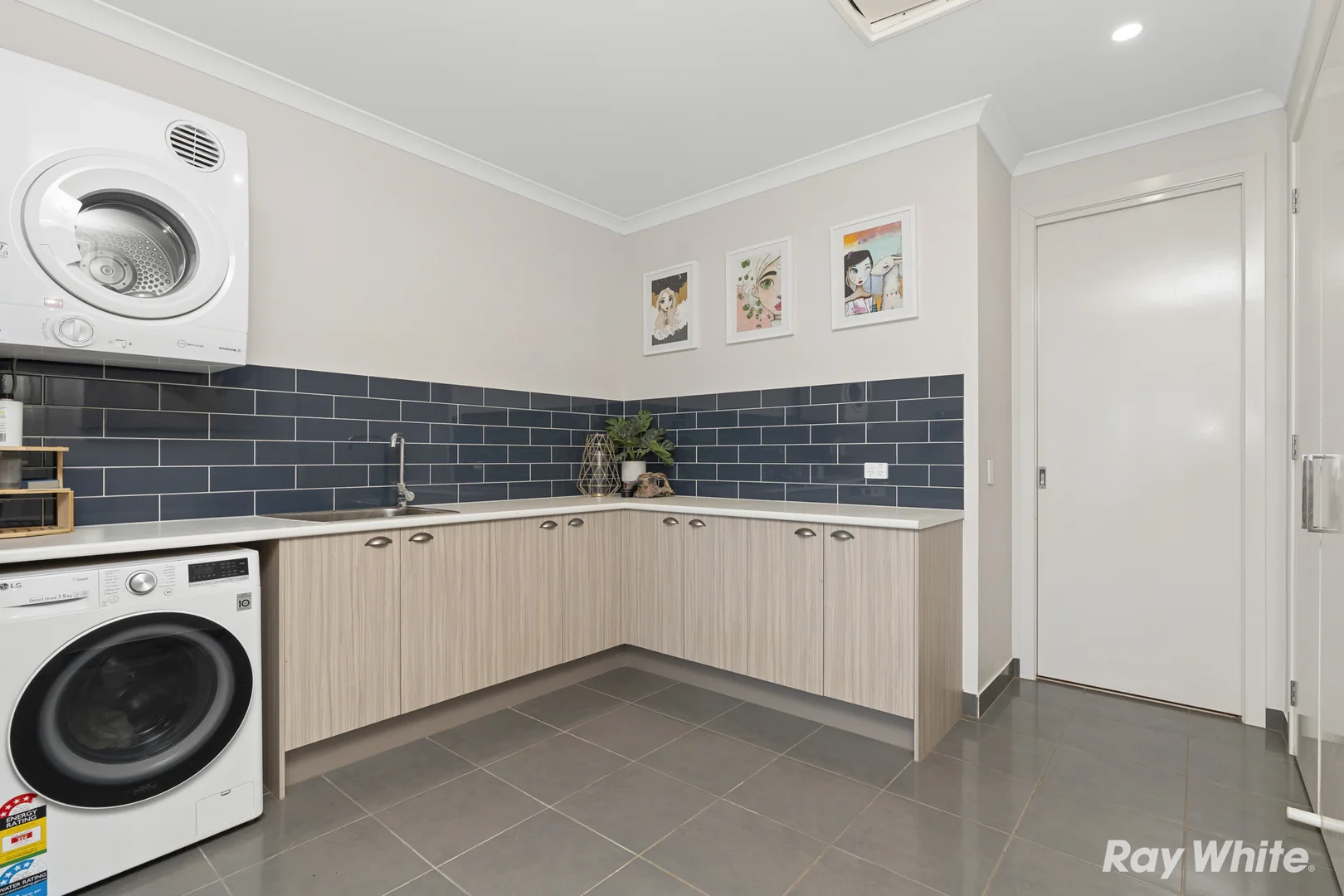 Additional image 16 of 5 Smythe Road, Junee NSW 2663