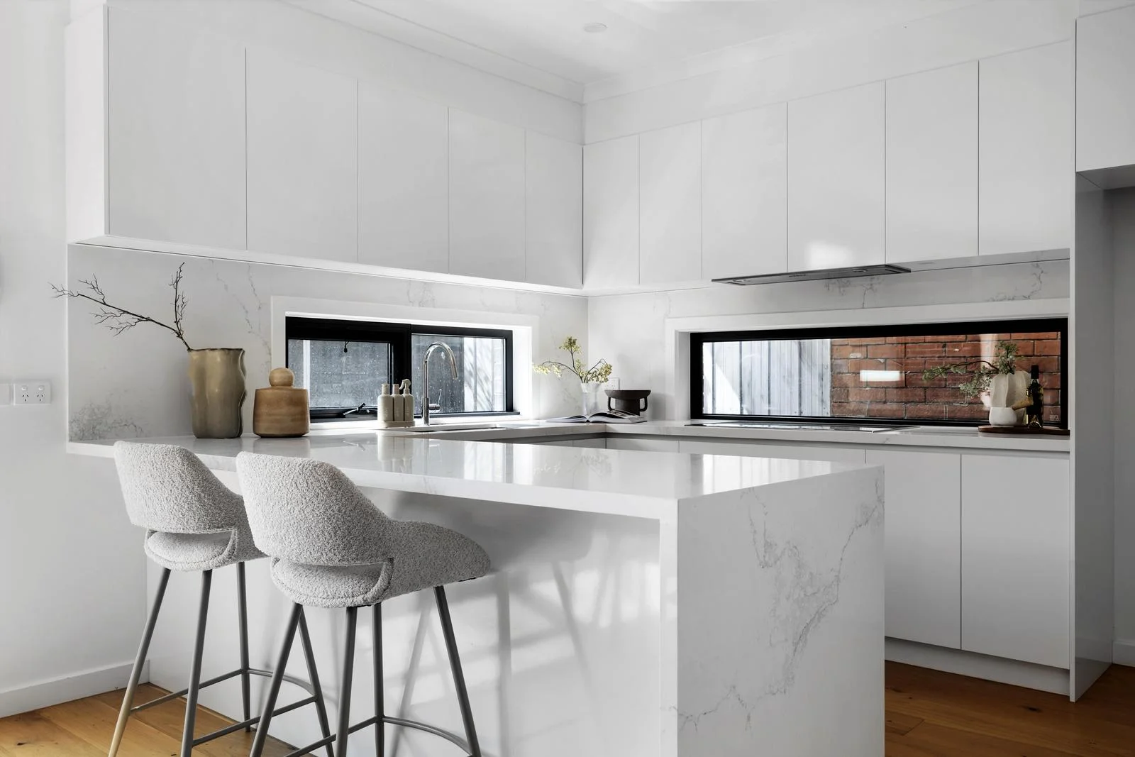 Additional image 5 of 2/30 Oriel Road, Ivanhoe VIC 3079