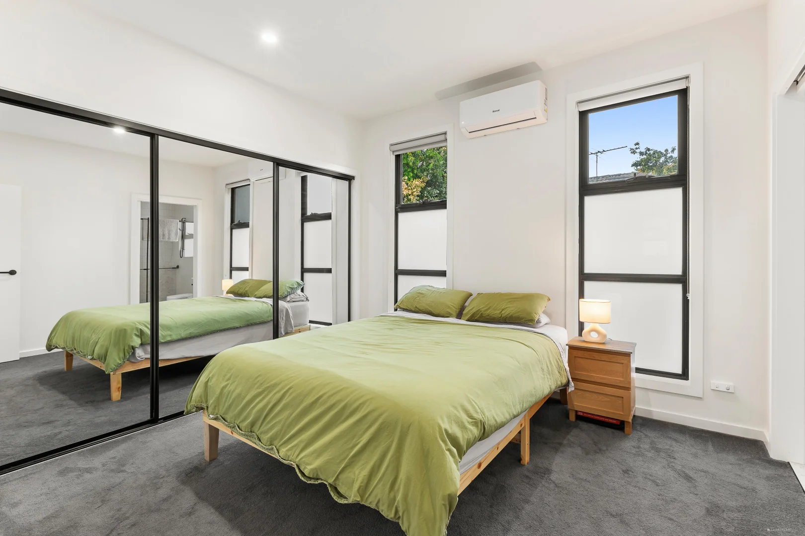 Additional image 6 of 2/4 Arnold Avenue, Heidelberg Heights VIC 3081