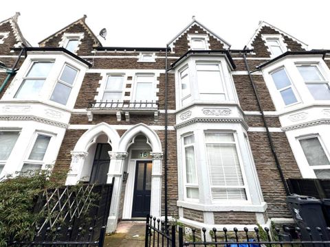 Flat 4, 16 Connaught Road, Roath, Cardiff CF24