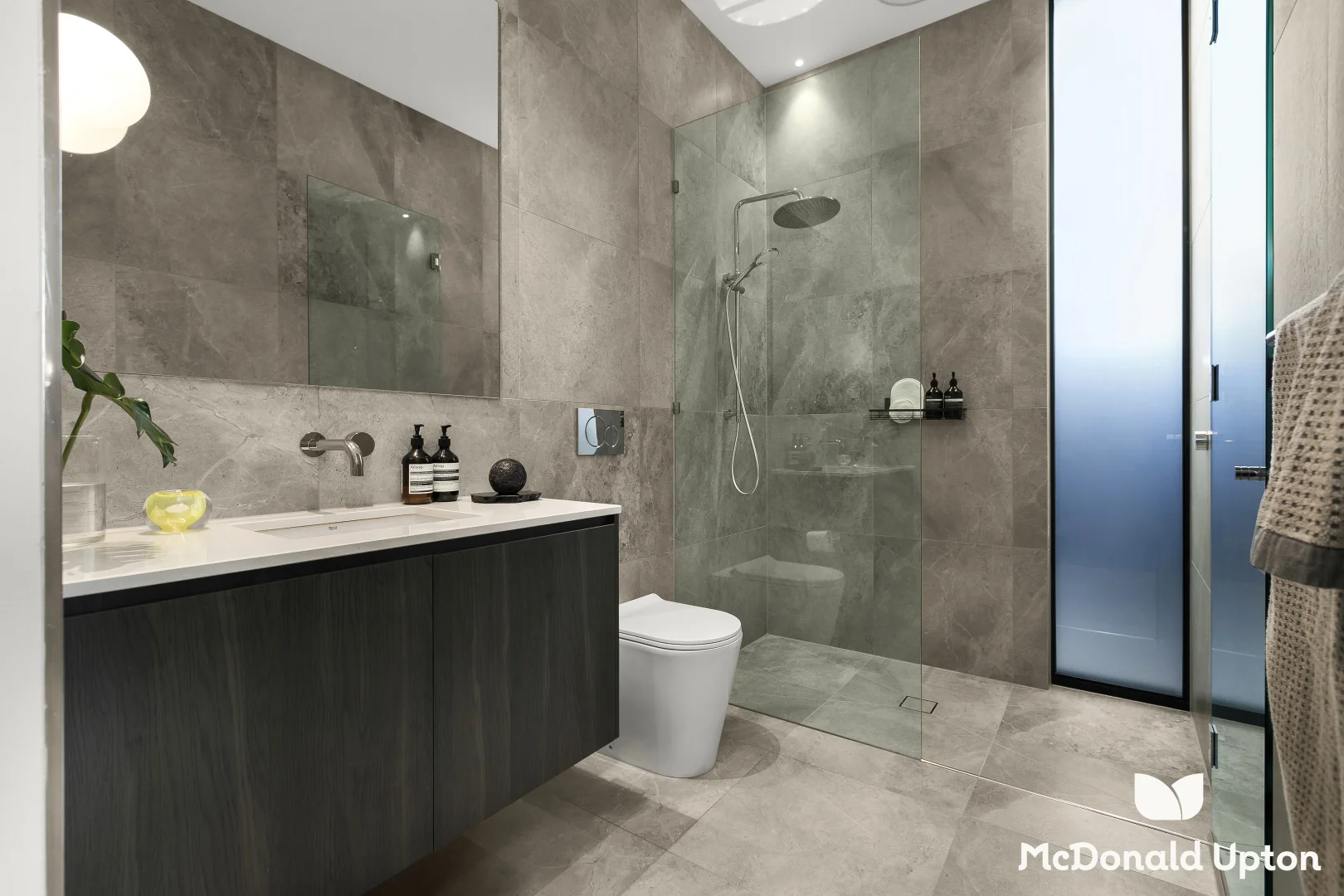 Additional image 15 of 14 Merchiston Grove, Strathmore VIC 3041