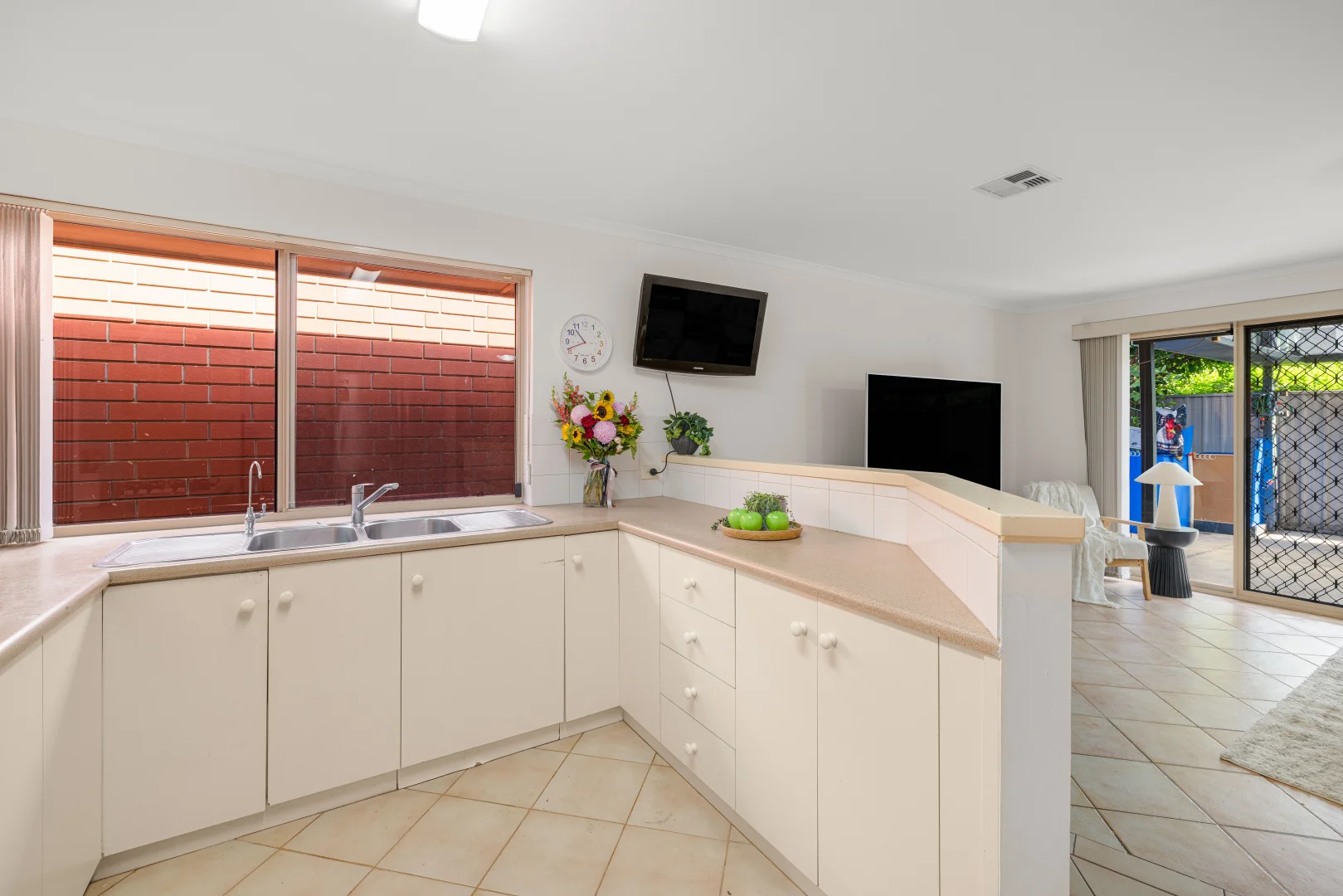 Additional image 11 of 2 Gailbraith Court, Renown Park SA 5008