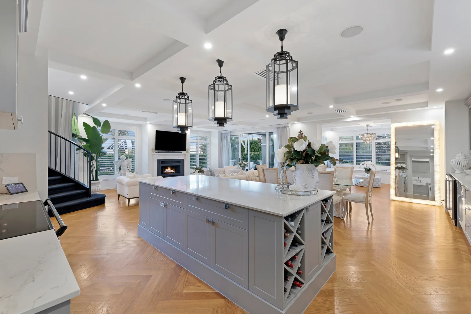 Additional image 7 of 8 Queen Guineveres Place, Sovereign Islands QLD 4216