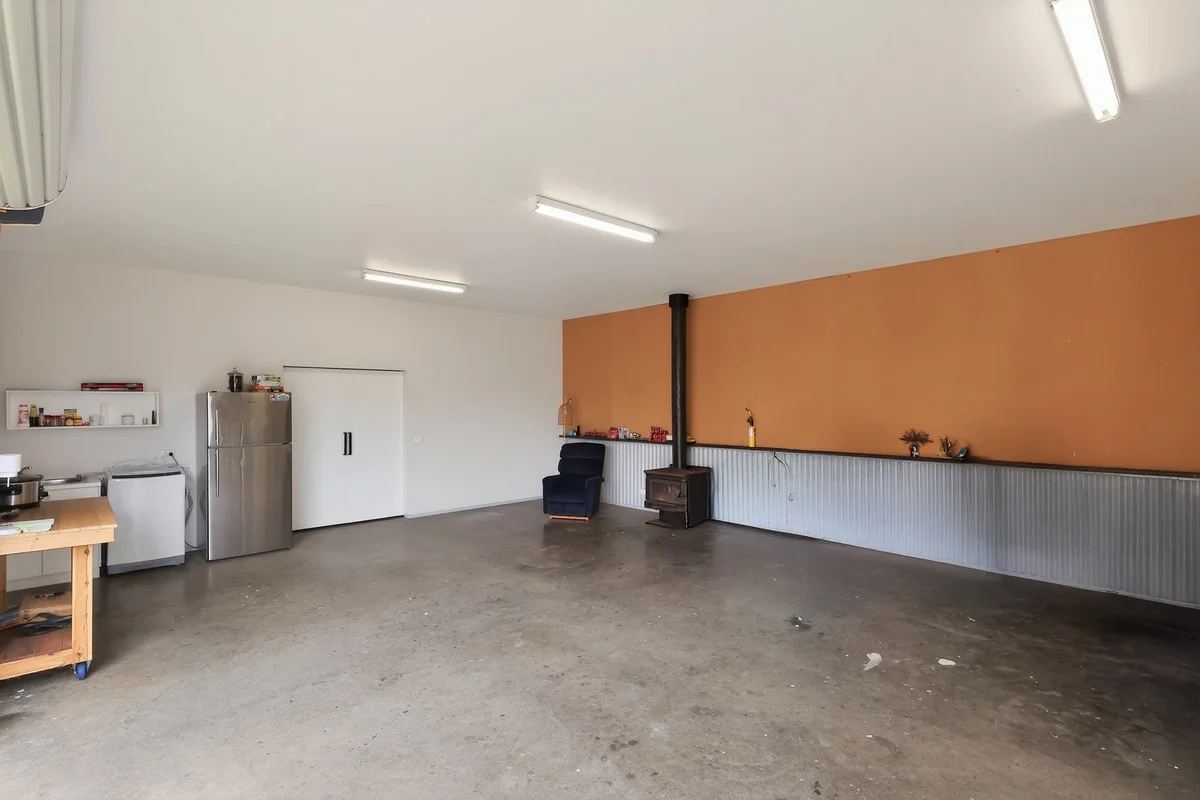 Additional image 21 of 5 Casino Street, Peterborough VIC 3270