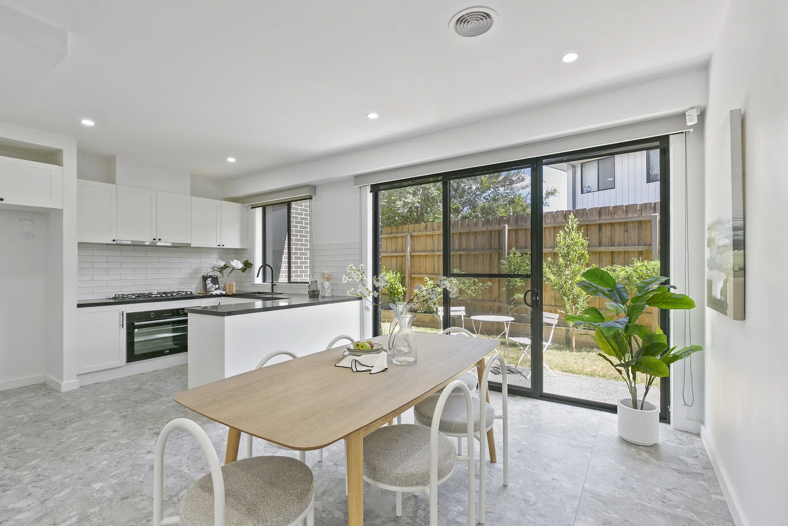 Additional image 5 of 2/113 Boldrewood Parade, Reservoir VIC 3073