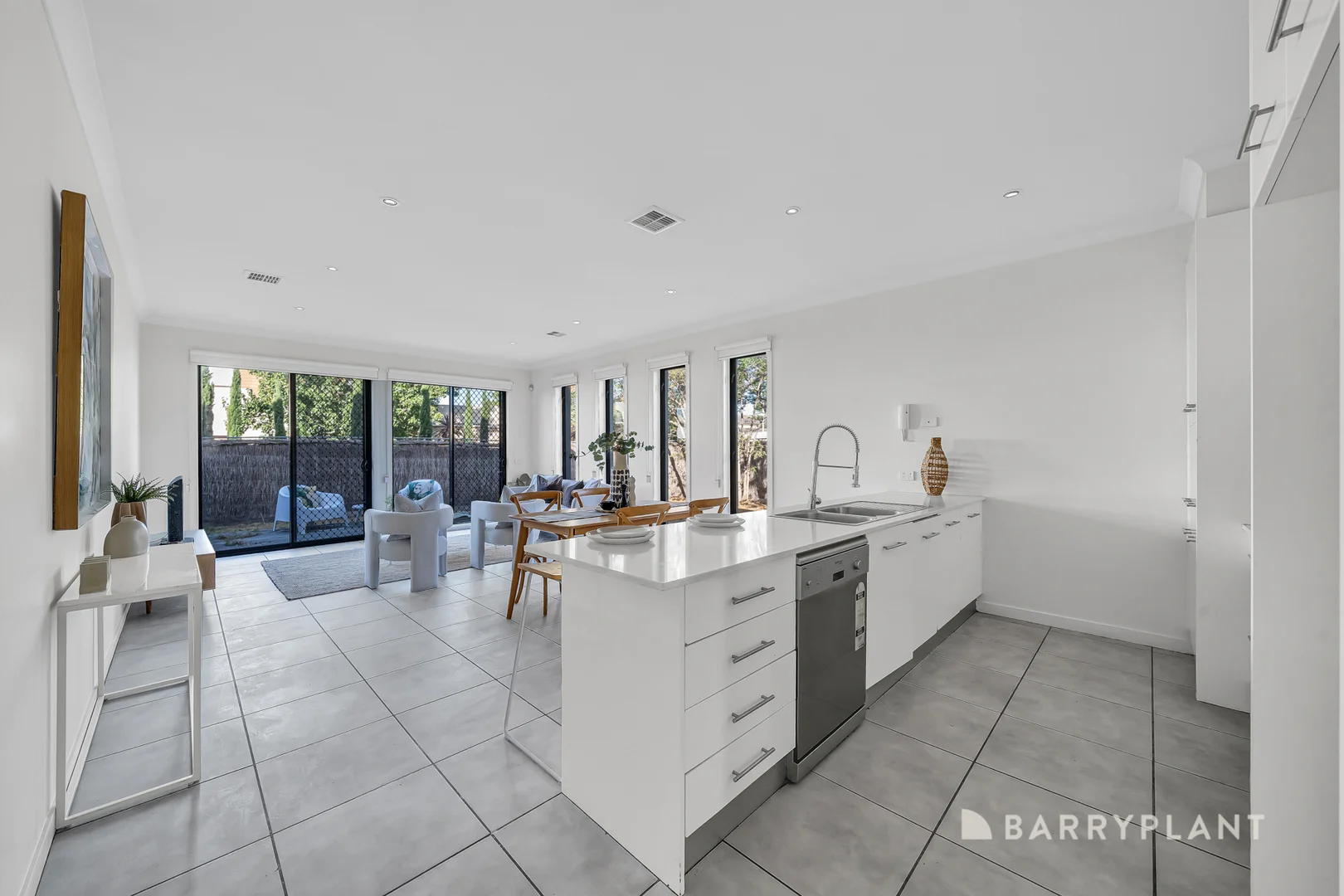 Additional image 5 of 96 Signature Boulevard, Sanctuary Lakes VIC 3030