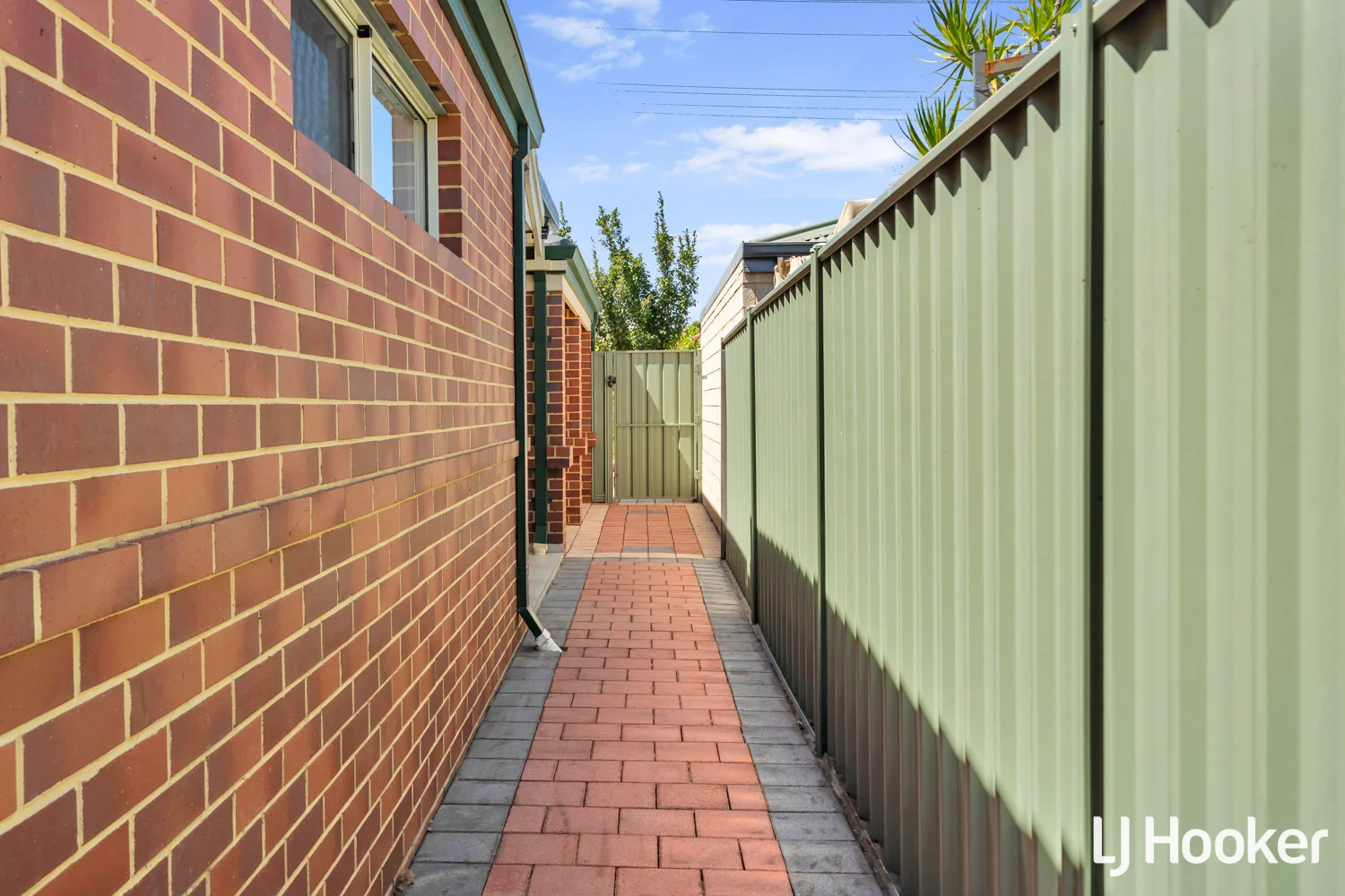 Additional image 28 of 31 Sheffield Road, Wattle Grove WA 6107