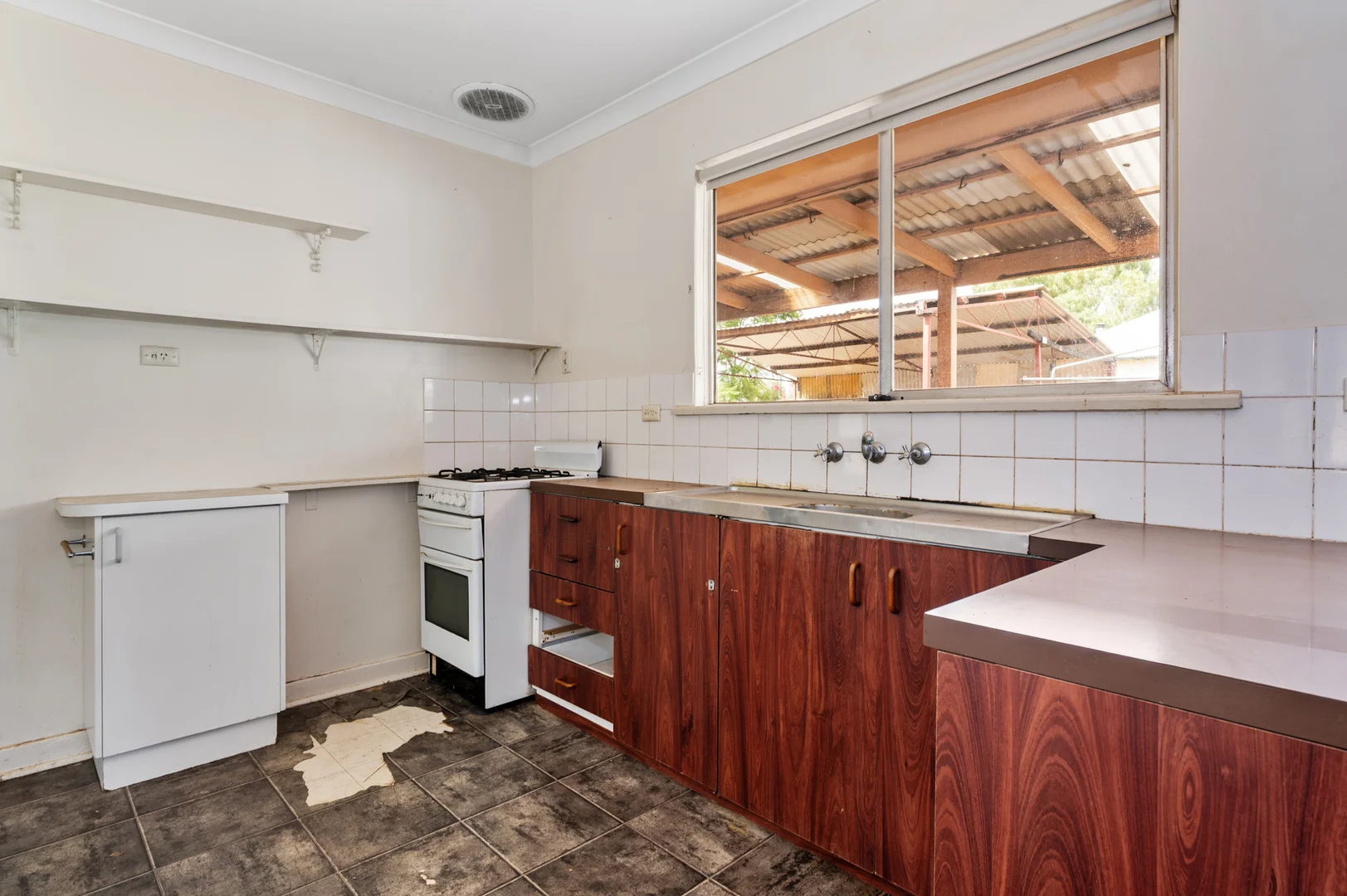 Additional image 5 of 344 Piccadilly Street, West Lamington WA 6430