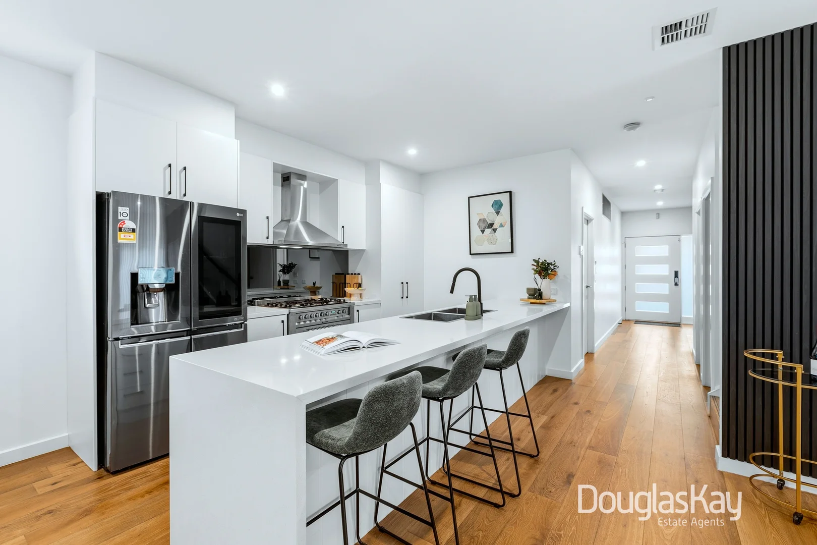 Additional image 3 of 30 St Andrews Drive, Sunshine North VIC 3020