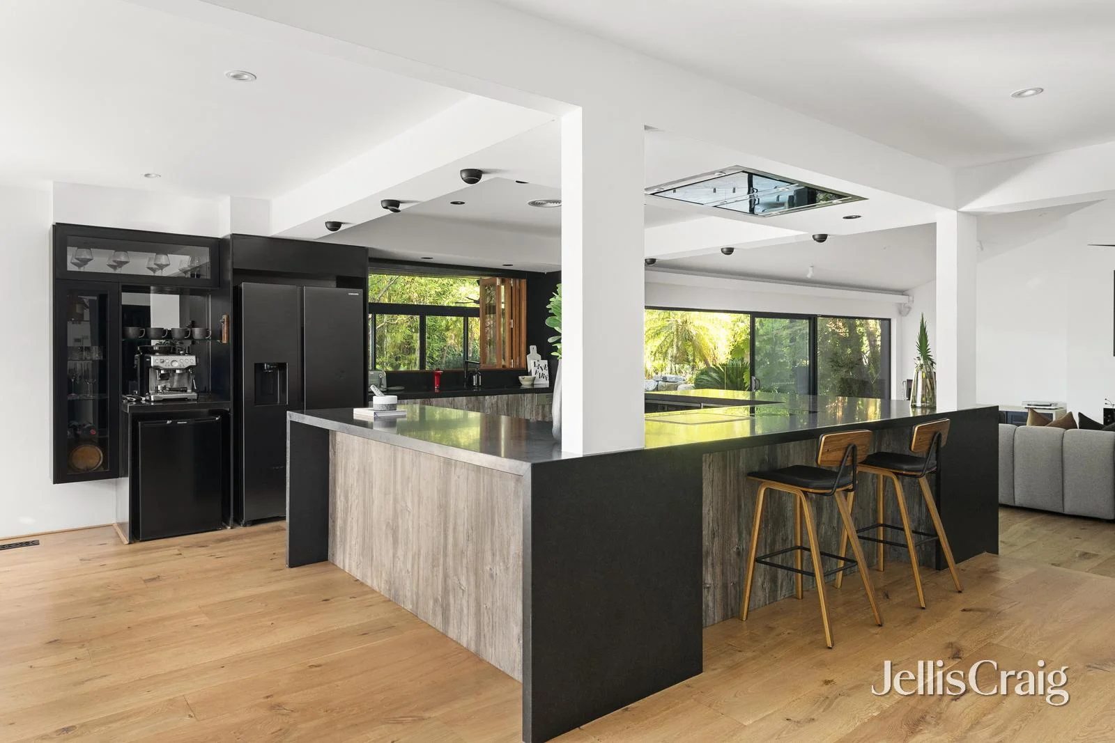 Additional image 4 of 22 Brenda Road, Research VIC 3095