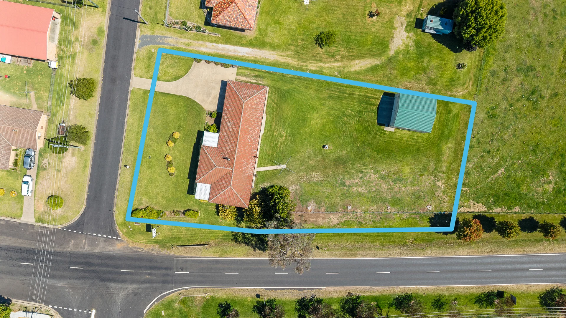 Additional image 22 of 2S-4S Towers Street, Walcha NSW 2354