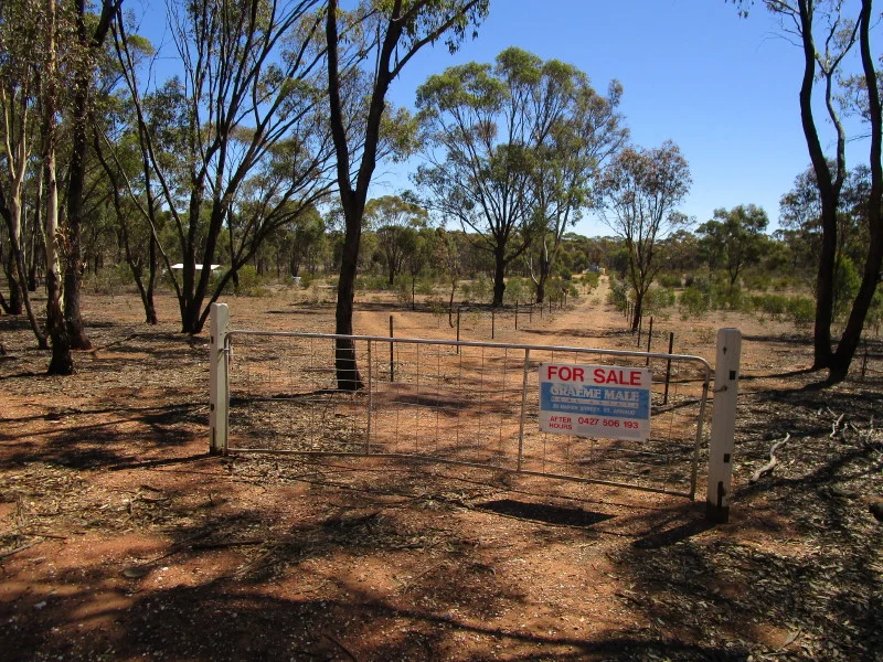 Additional image 2 of 37 Kay Road, St Arnaud VIC 3478