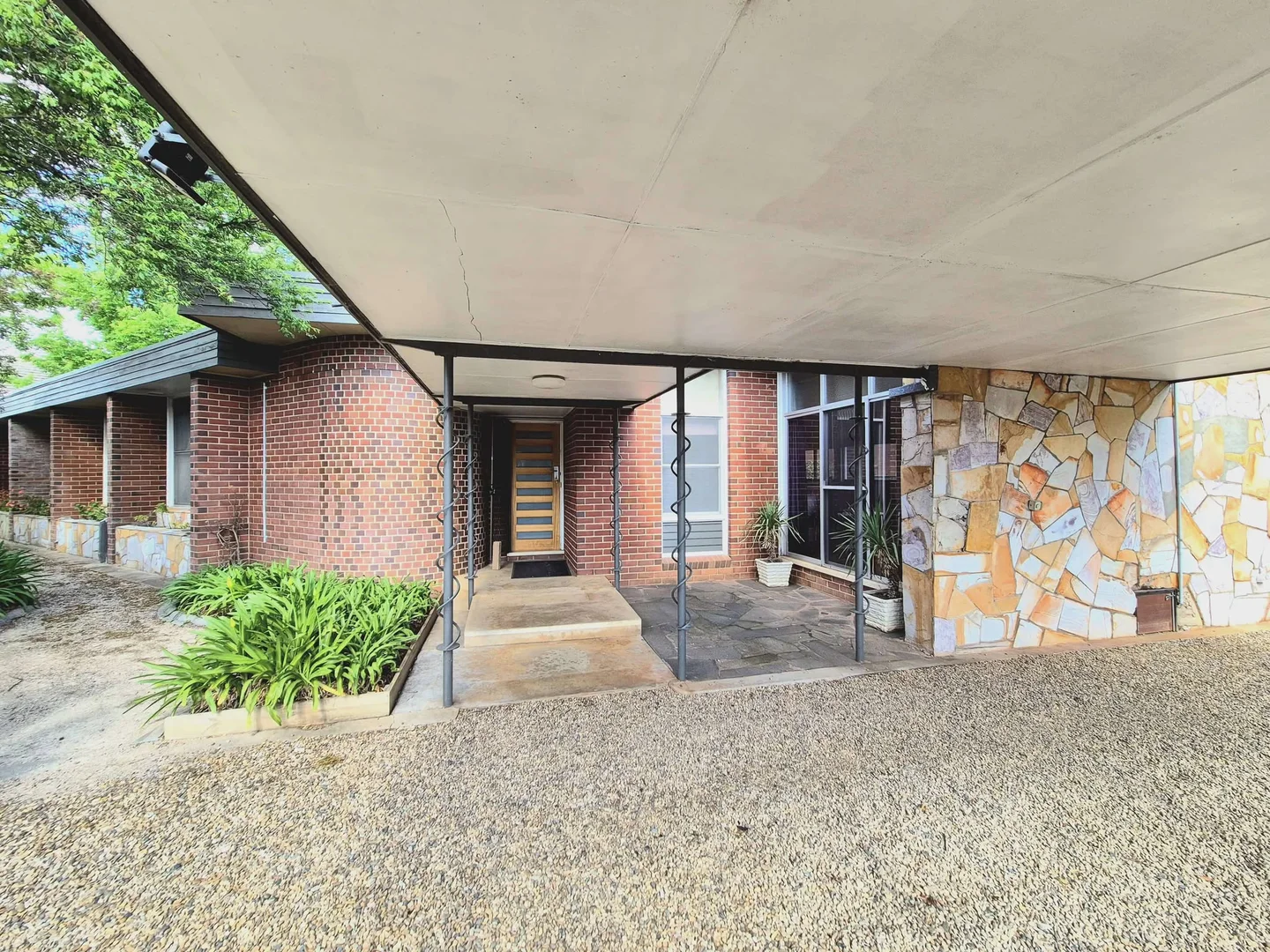 Additional image 12 of 98 Thompson St, Cootamundra NSW 2590