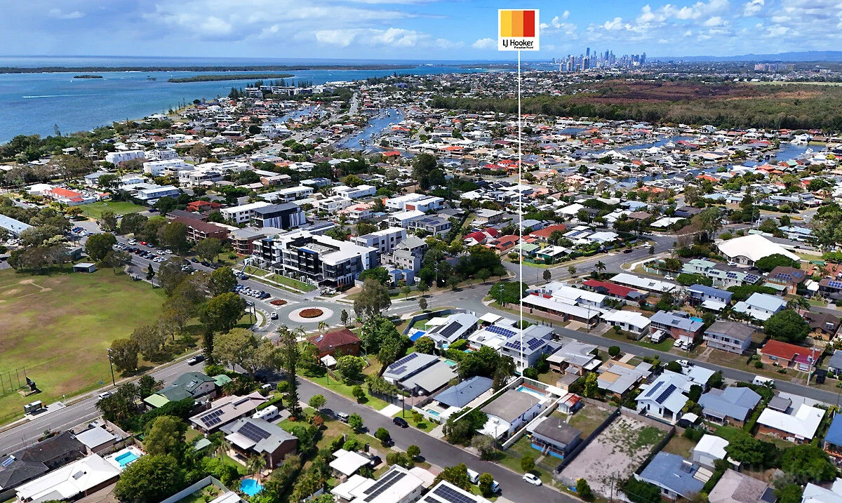 Additional image 27 of 8 Plover Avenue, Paradise Point QLD 4216