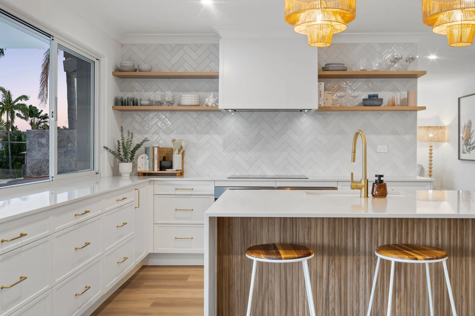 Additional image 5 of 210 Sunshine Boulevard, Mermaid Waters QLD 4218