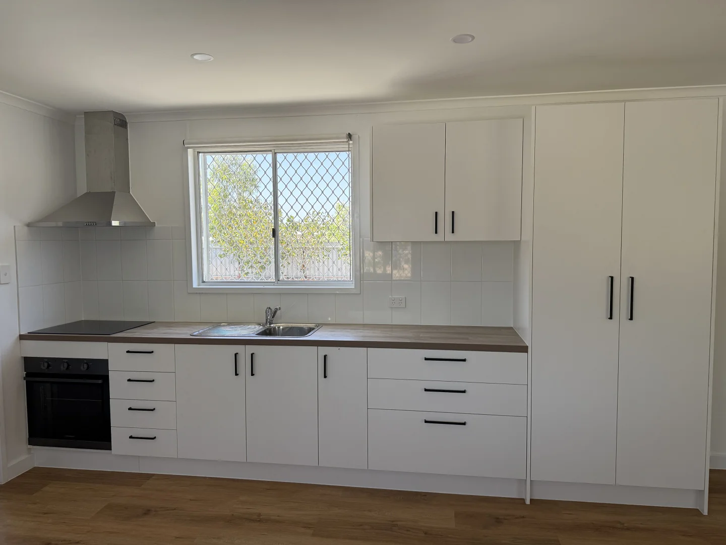 Additional image 3 of 8 Clarke Place, Onslow WA 6710