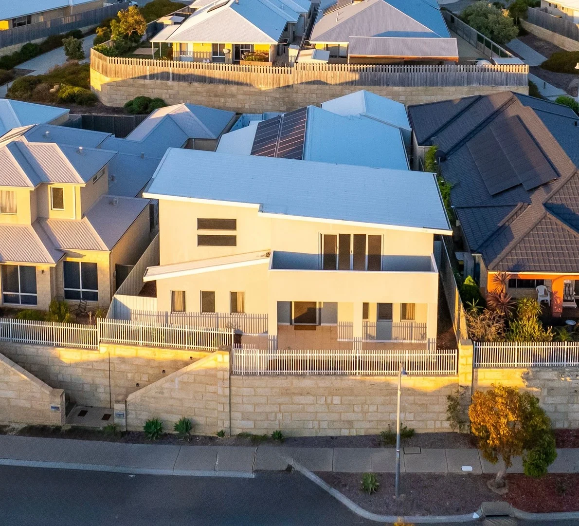 16 Tinsel Street, Yanchep WA 6035