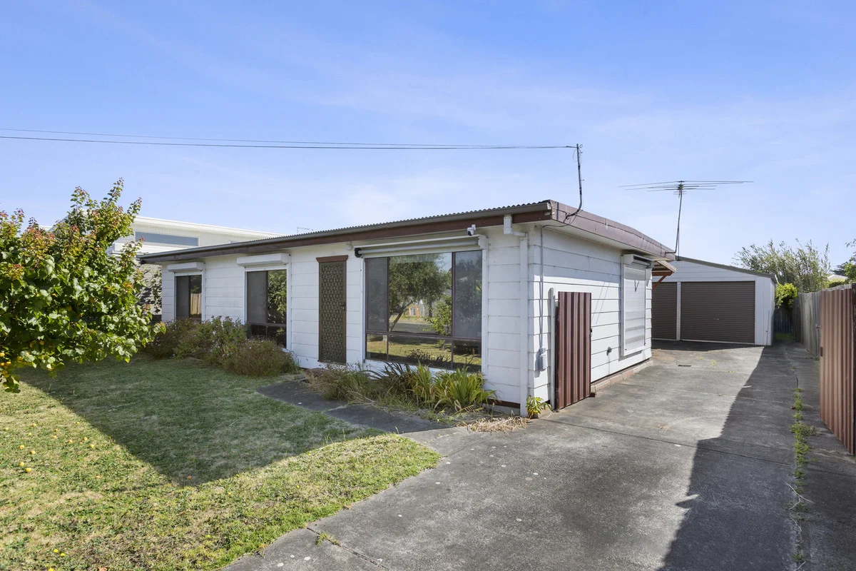 17 Wattletree Avenue, St Leonards VIC 3223