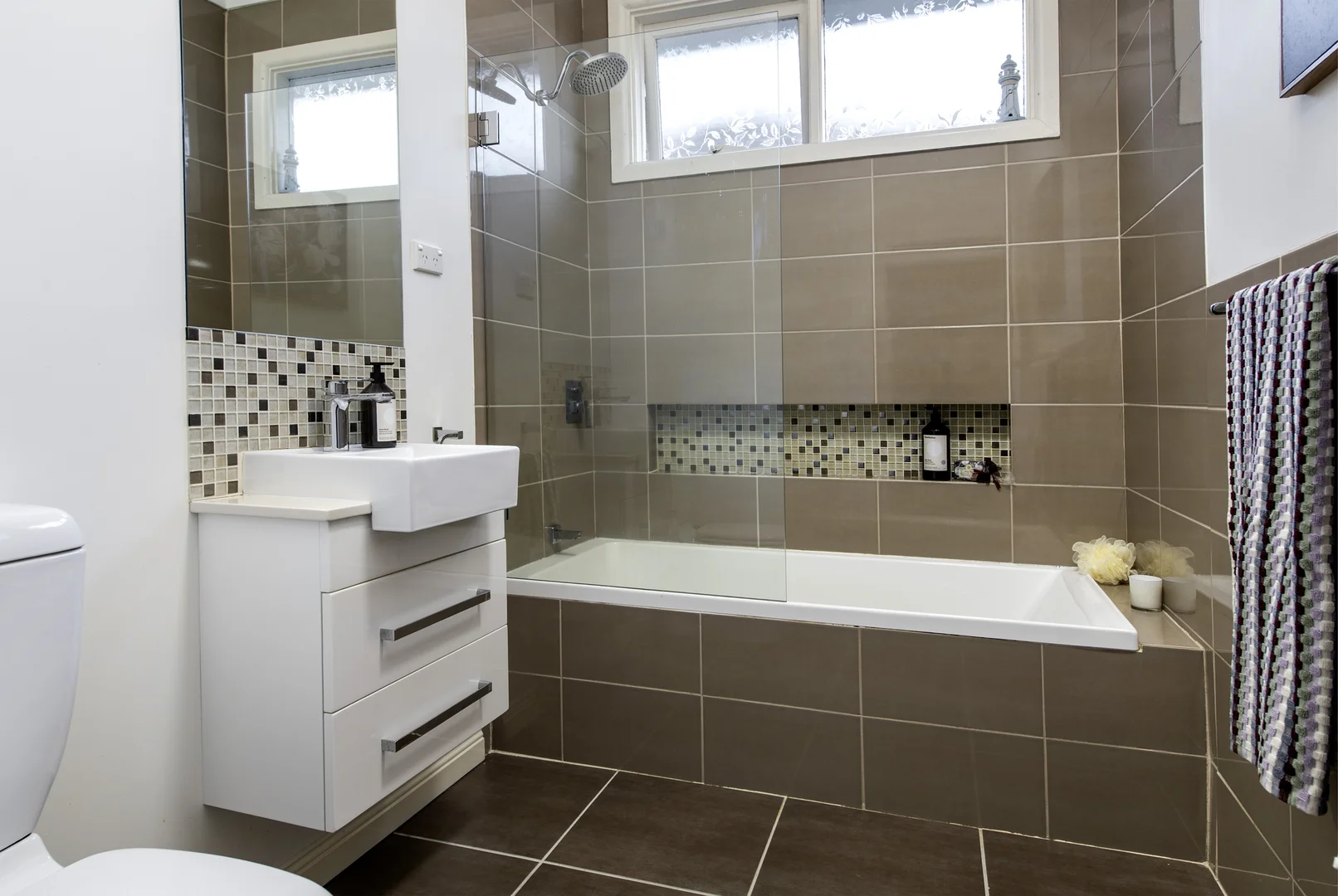 Additional image 11 of 3 Selwyn Street, Blackburn VIC 3130